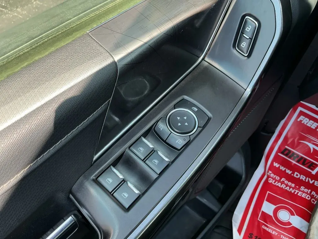 Ford F-150 photo 11