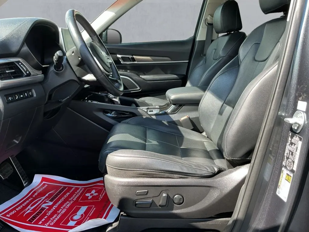 Kia Telluride photo 12