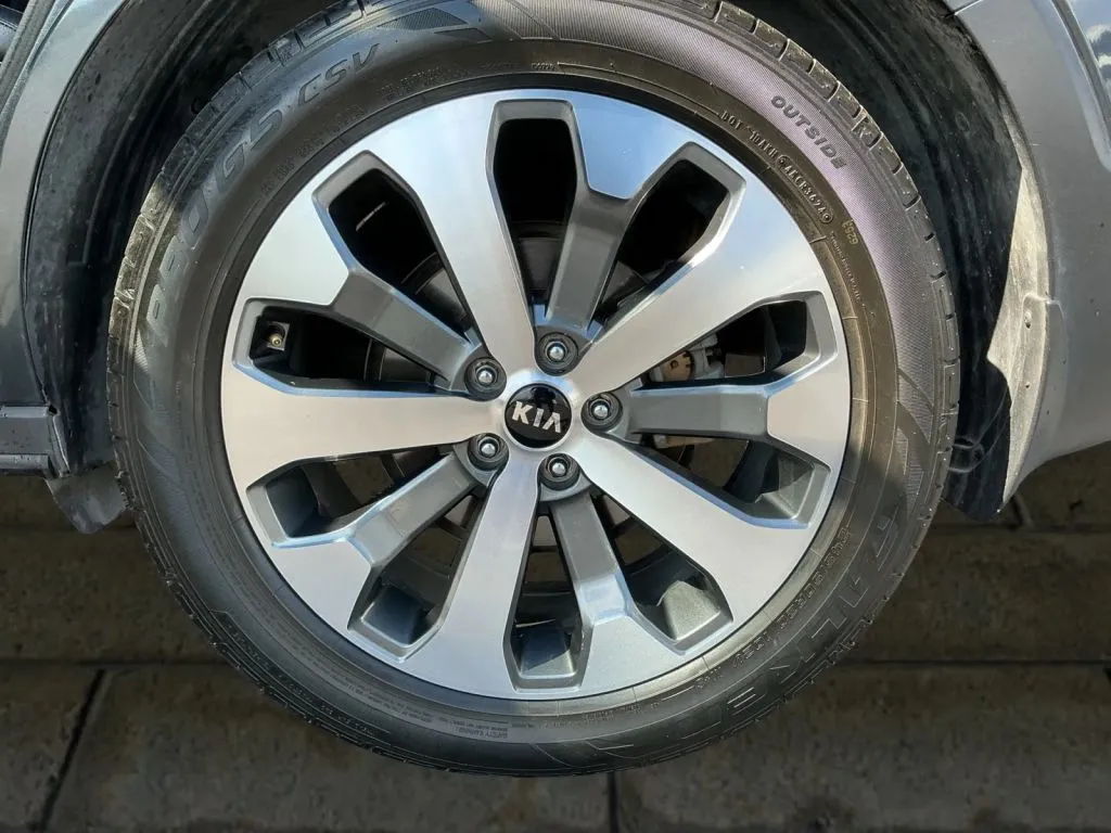 Kia Telluride photo 18