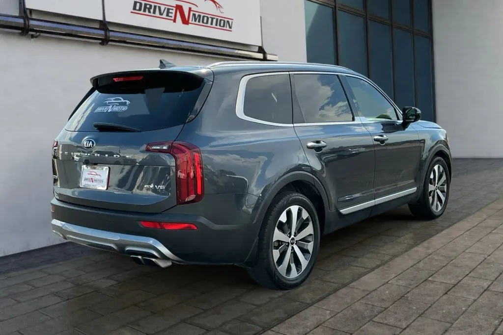 More photos of 2021 Kia Telluride SX Sport Utility 4D at Drive N-Motion Thornton, CO