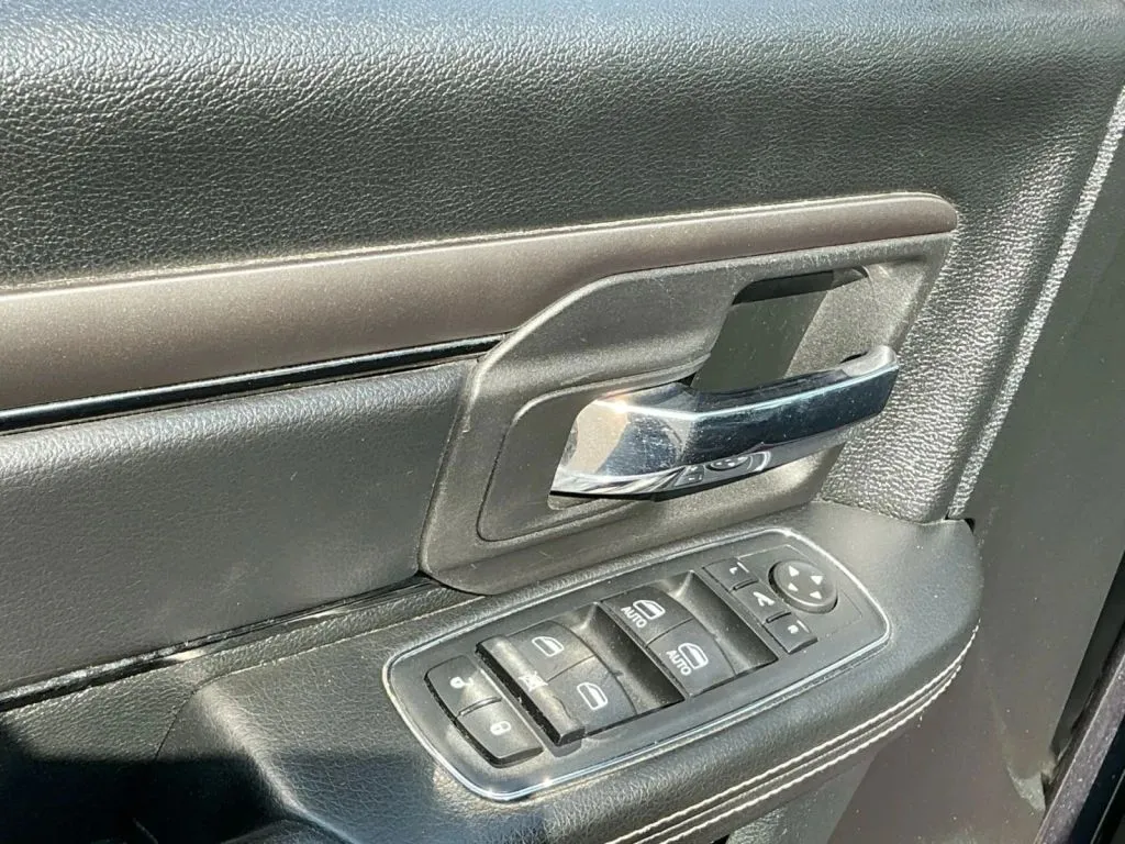 Ram 1500 photo 11