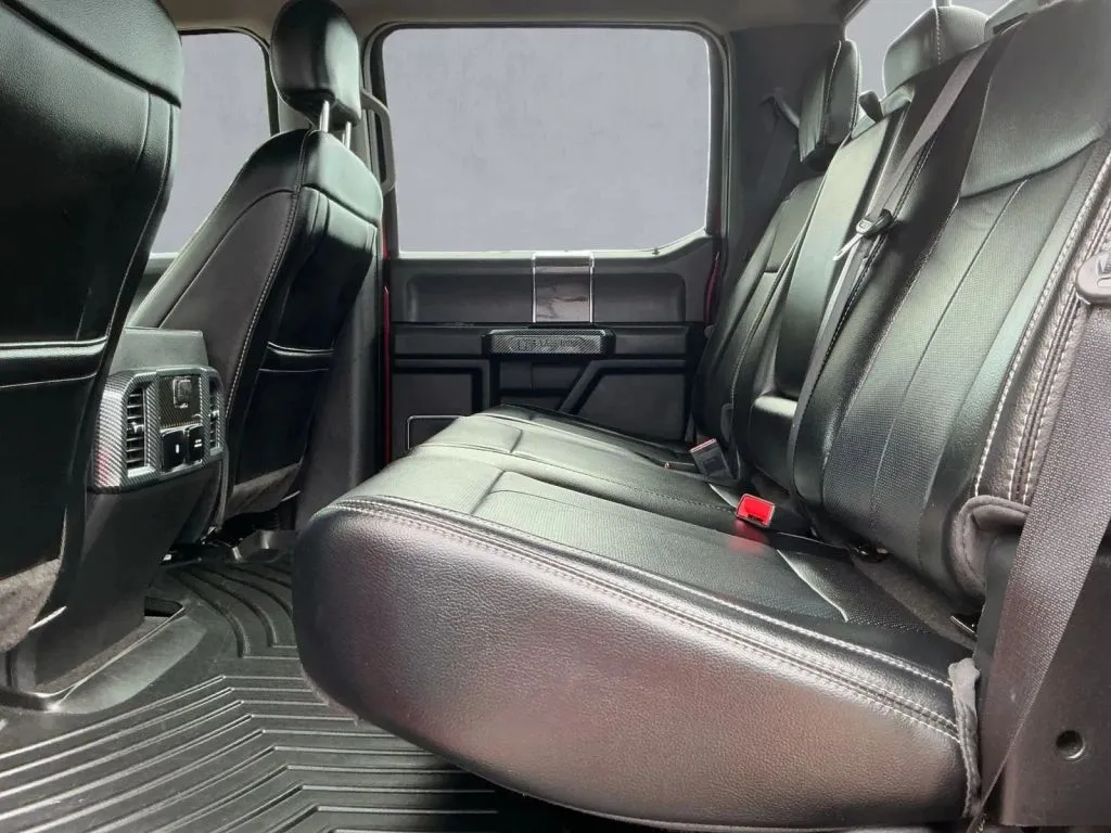 Ford F-150 photo 14