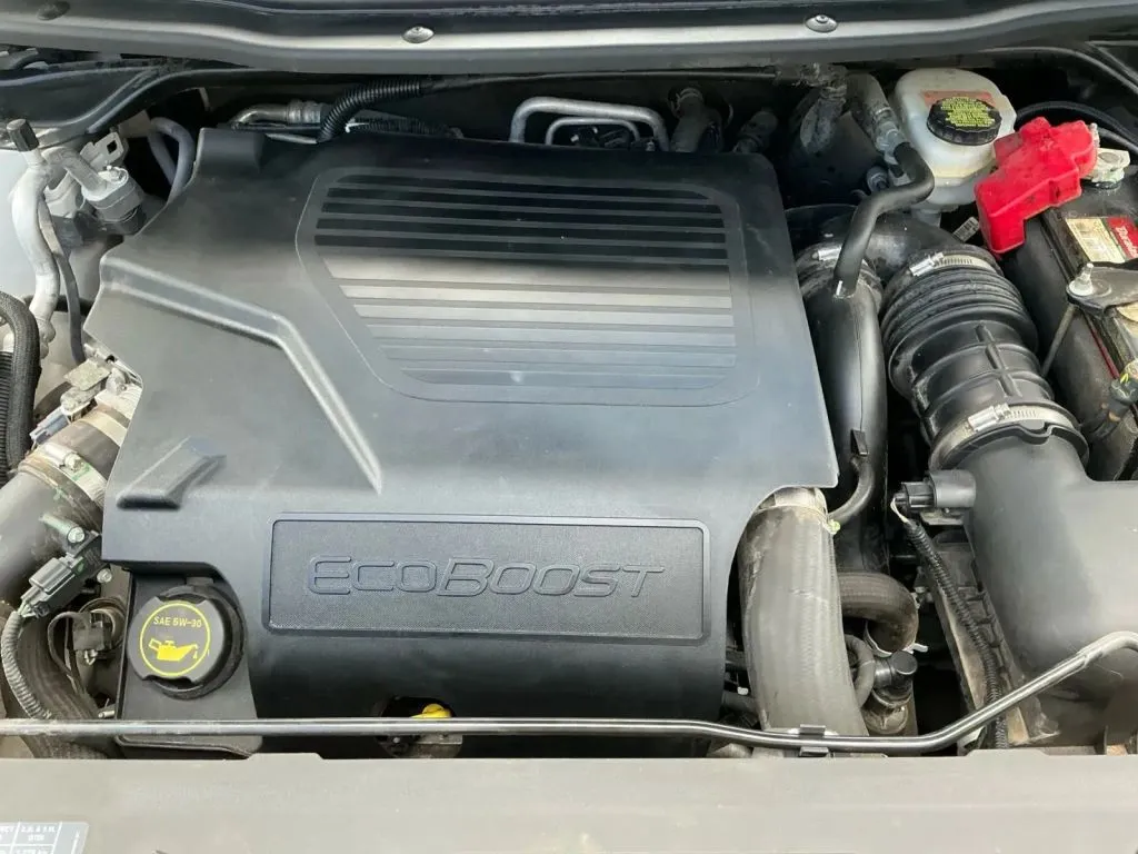 Ford Explorer photo 24