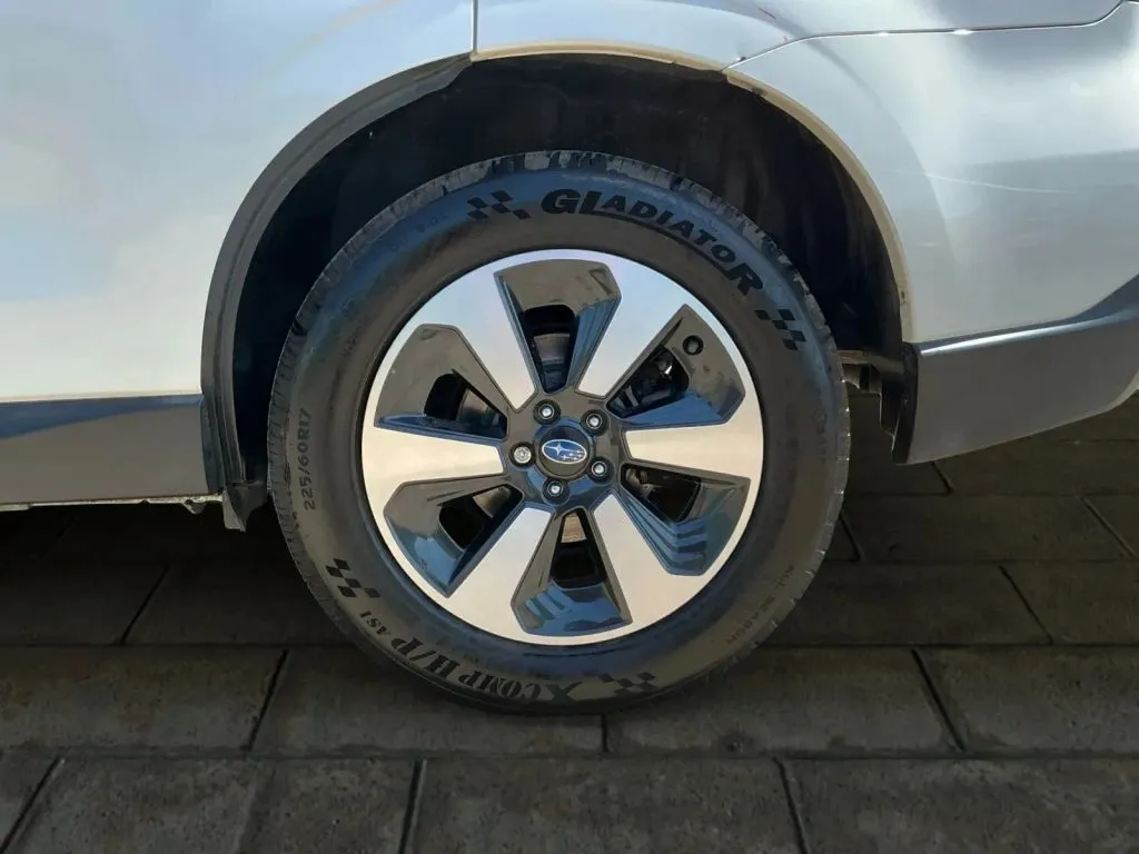 Subaru Forester photo 18