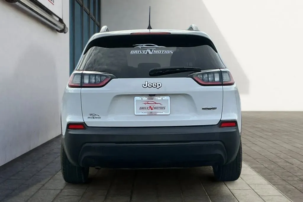 More photos of 2019 Jeep Cherokee Latitude Sport Utility 4D at Drive N-Motion Thornton, CO