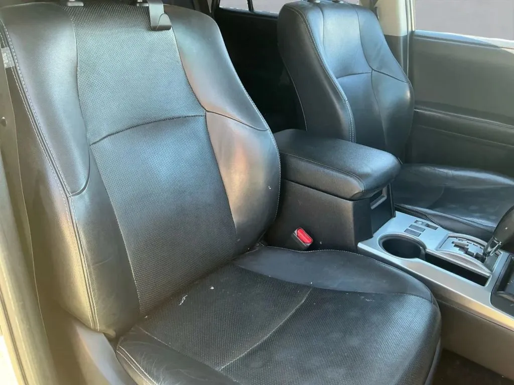 Toyota 4Runner photo 21