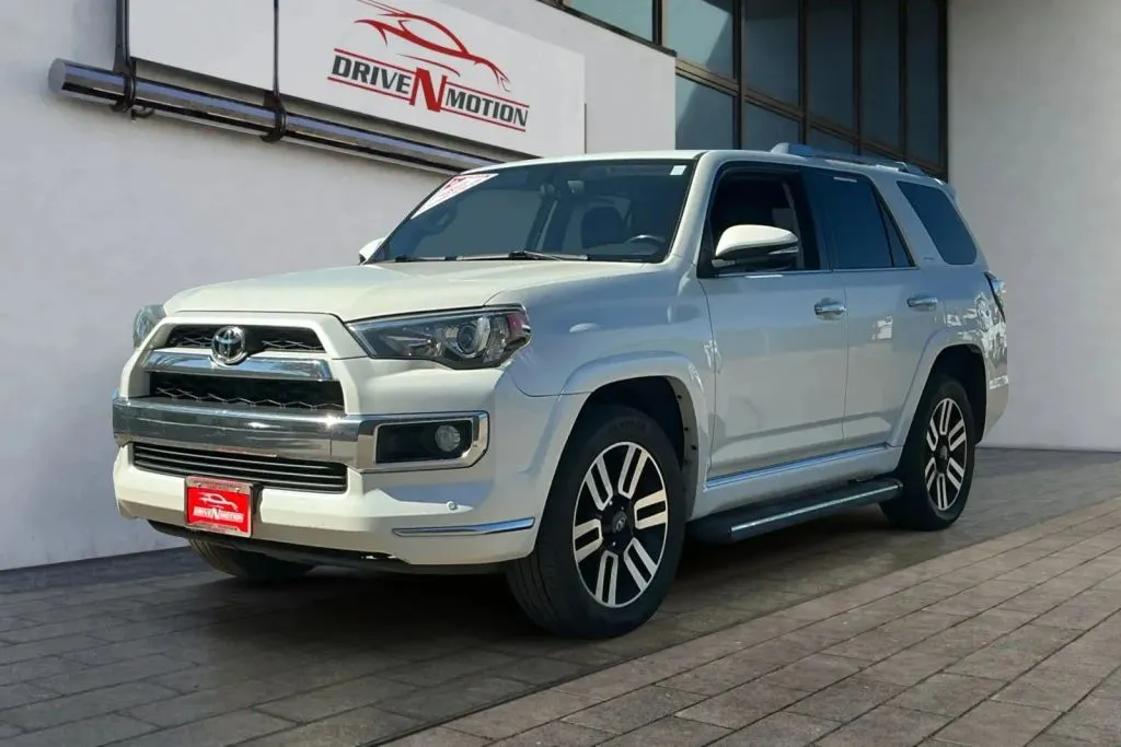Toyota 4Runner photo 7