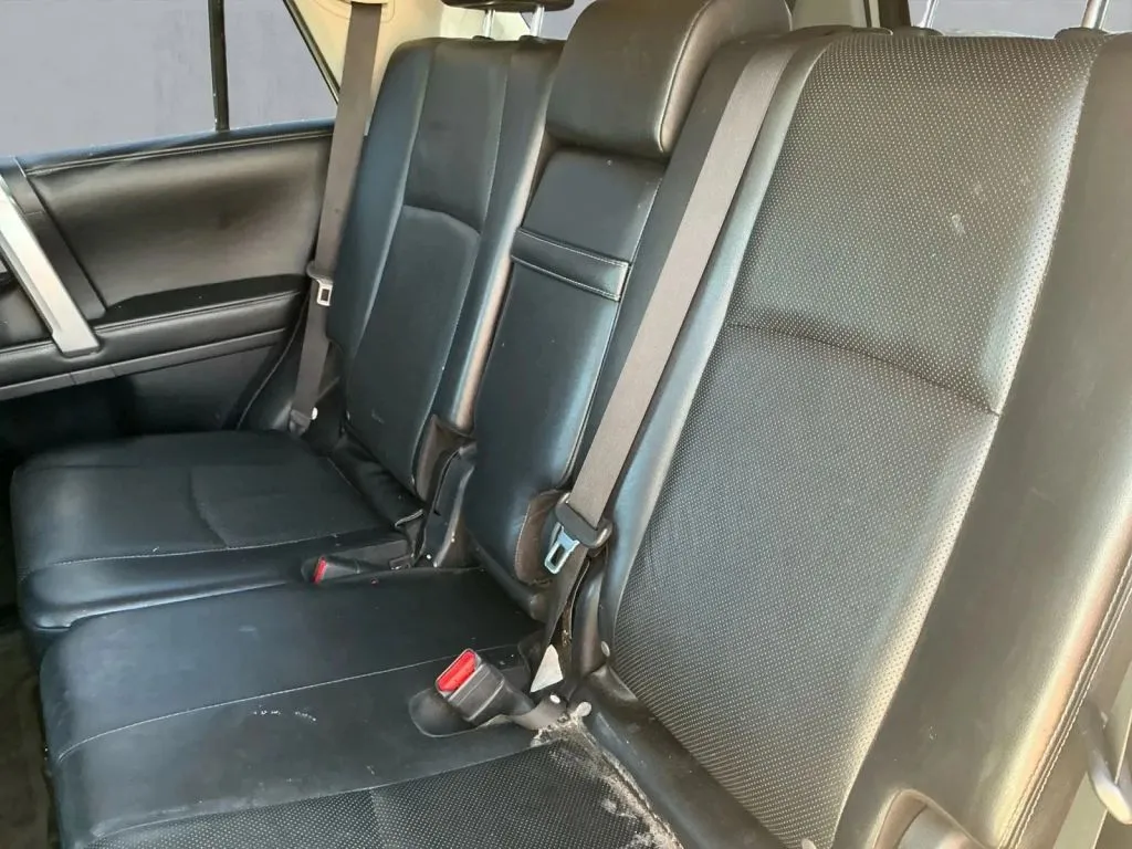 Toyota 4Runner photo 15