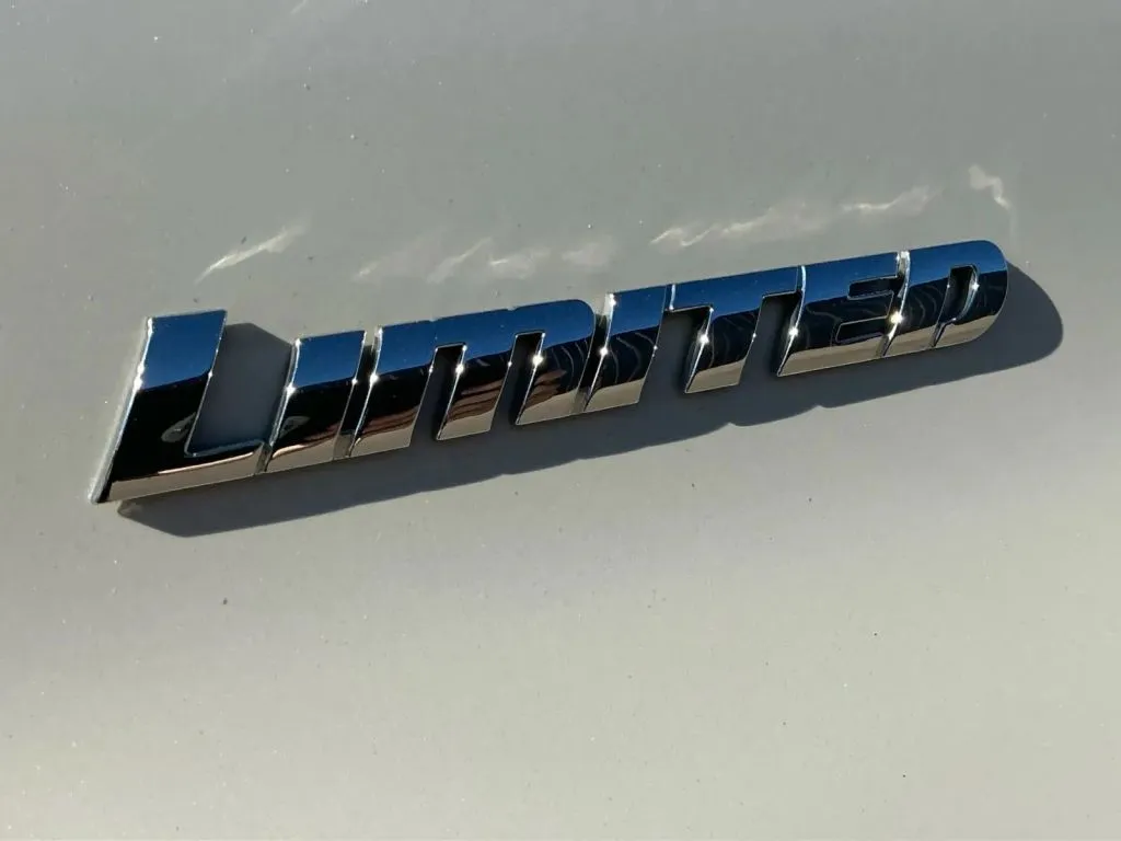 Toyota 4Runner photo 18