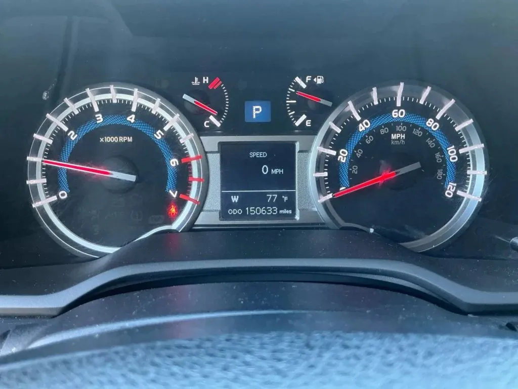 Toyota 4Runner photo 25