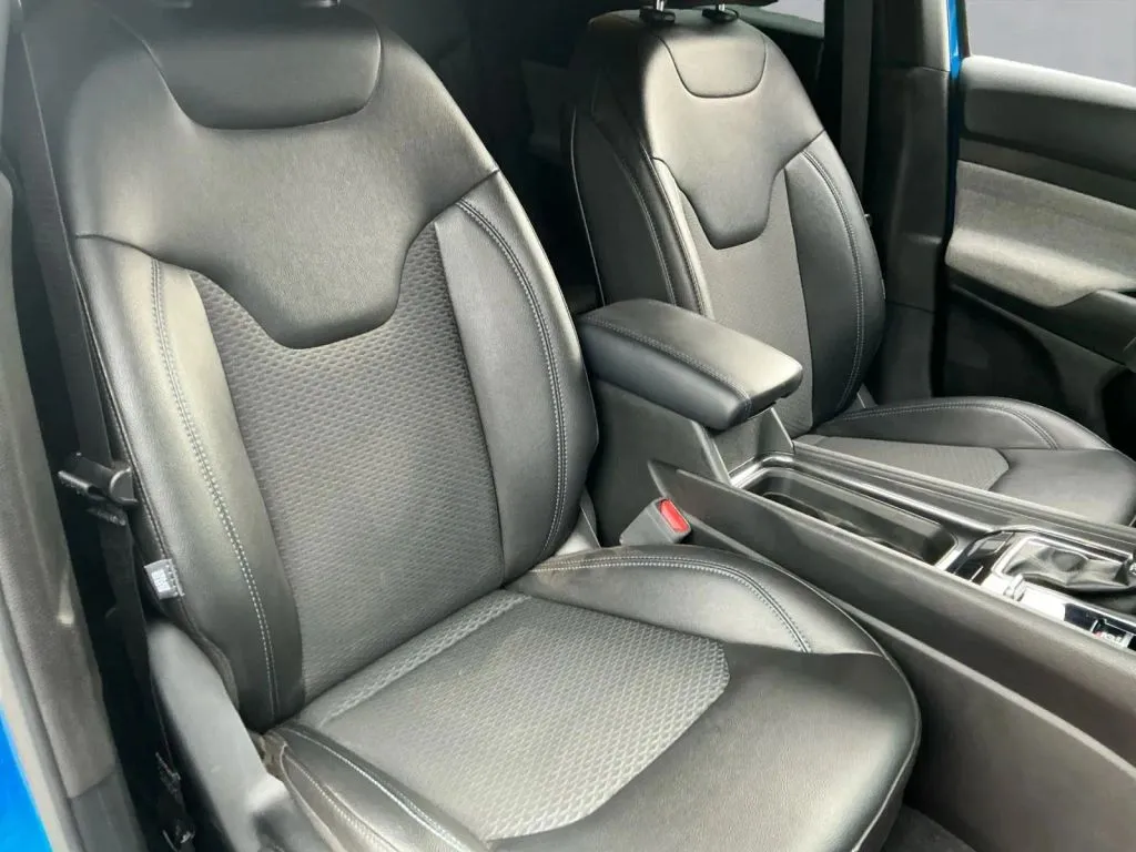 Jeep Compass photo 23