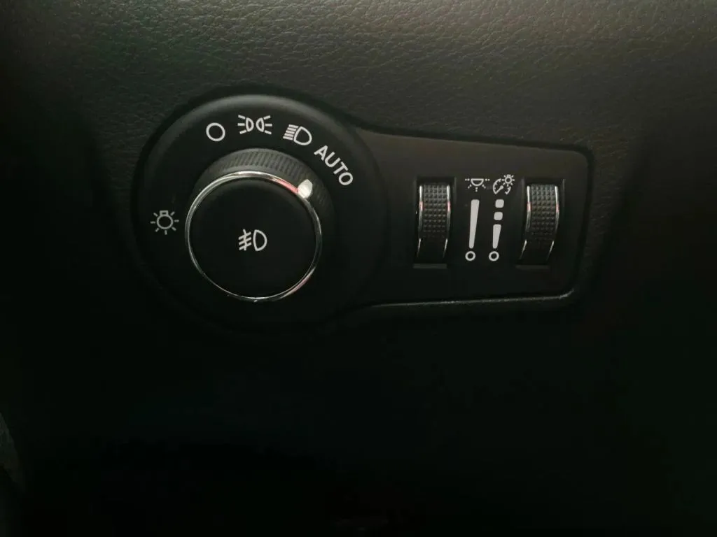 Jeep Compass photo 35