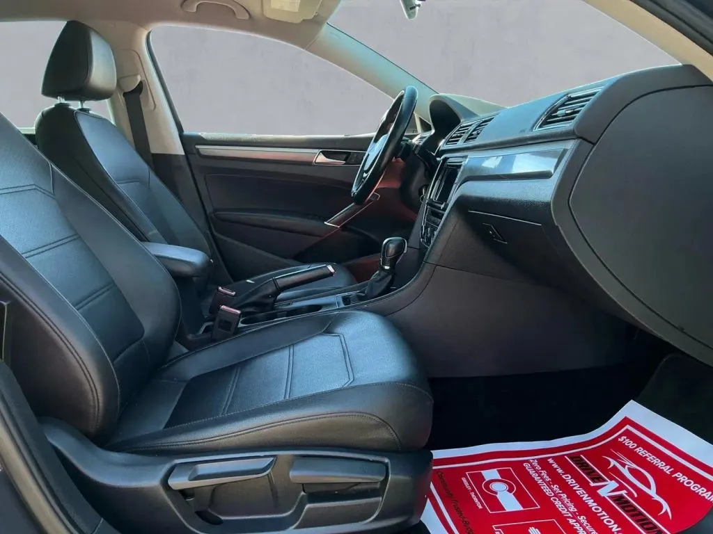 Volkswagen Passat photo 21