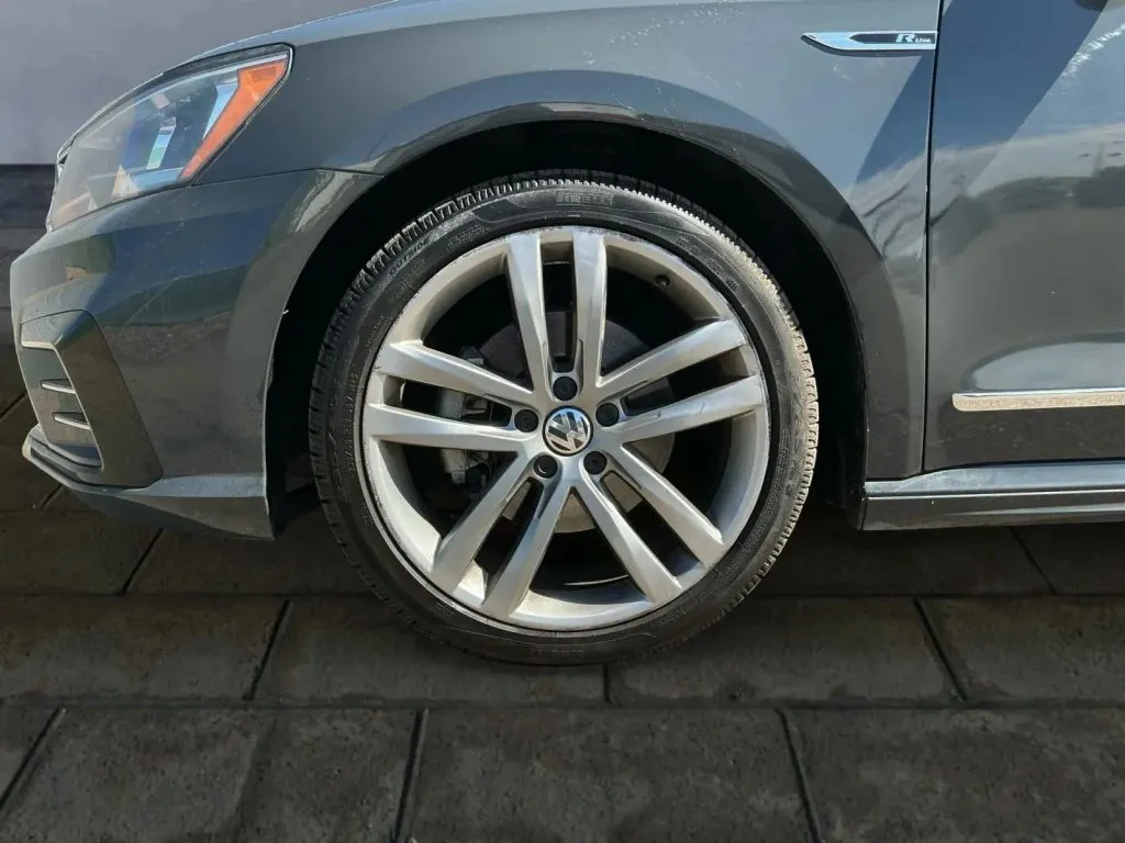 Volkswagen Passat photo 24