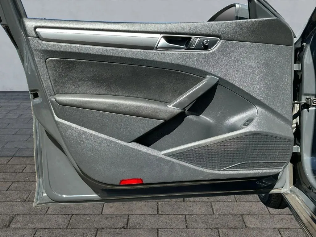 Volkswagen Passat photo 10