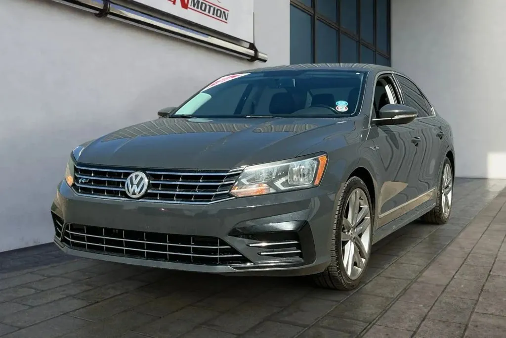 Volkswagen Passat photo 7
