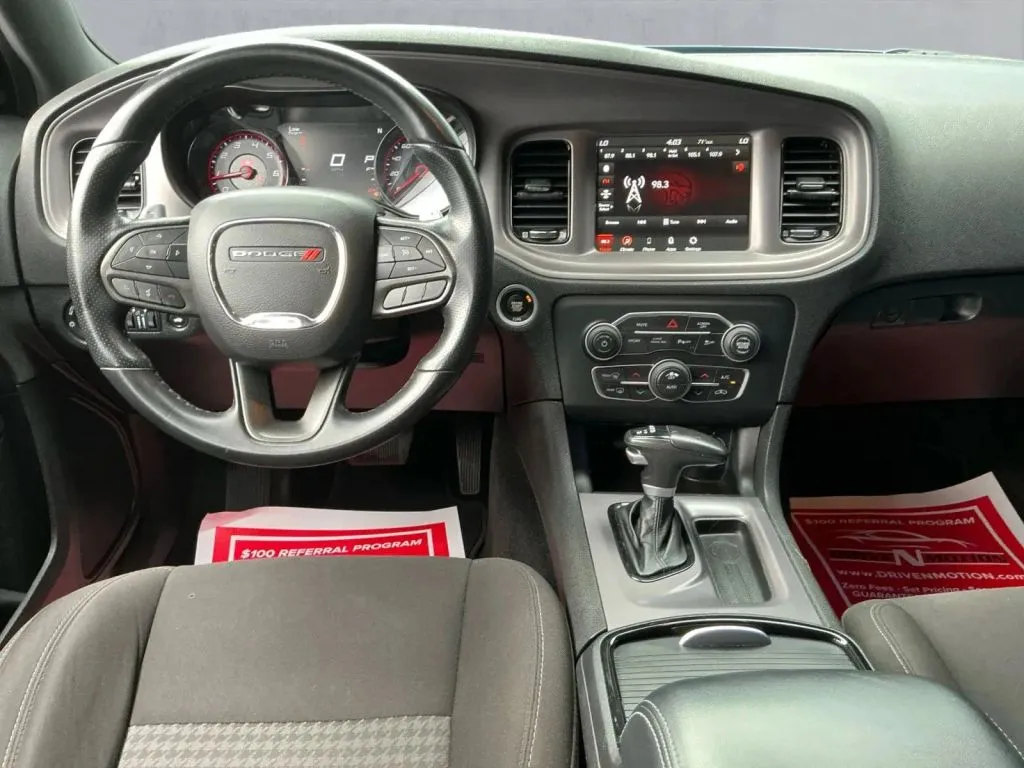 Dodge Charger photo 16