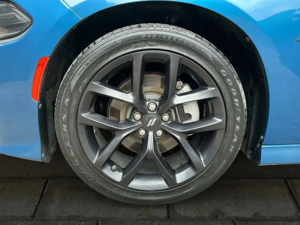 Dodge Charger photo 25
