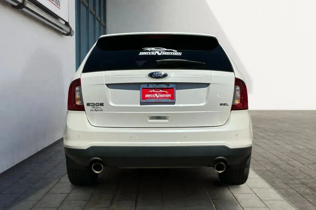 More photos of 2013 Ford Edge SEL Sport Utility 4D at Drive N-Motion Thornton, CO