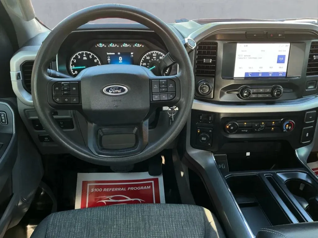 Ford F-150 photo 17