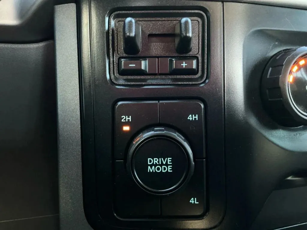 Ford F-150 photo 32