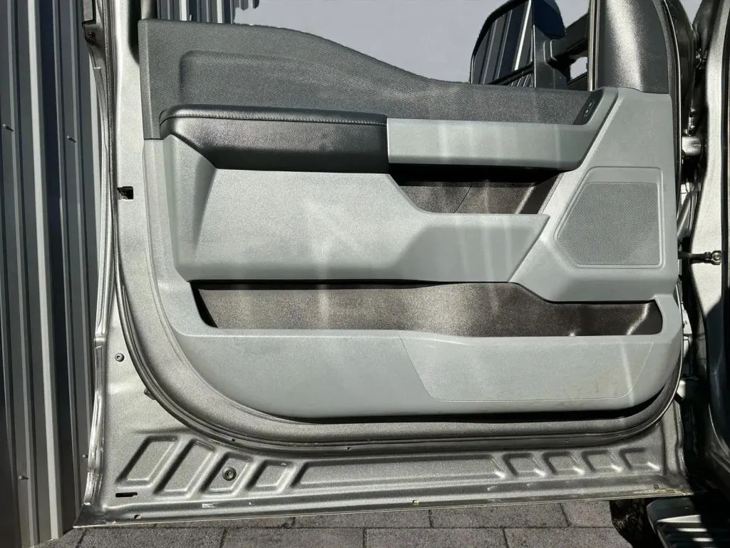Ford F-150 photo 11