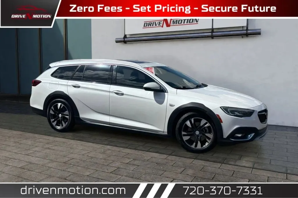 White 2018 Buick Regal TourX Preferred Wagon 4D for sale in Thornton, CO
