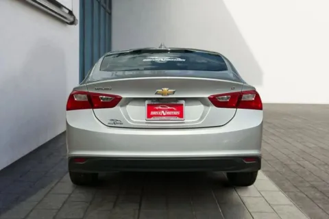More photos of 2018 Chevrolet Malibu LT Sedan 4D at Drive N-Motion Thornton, CO