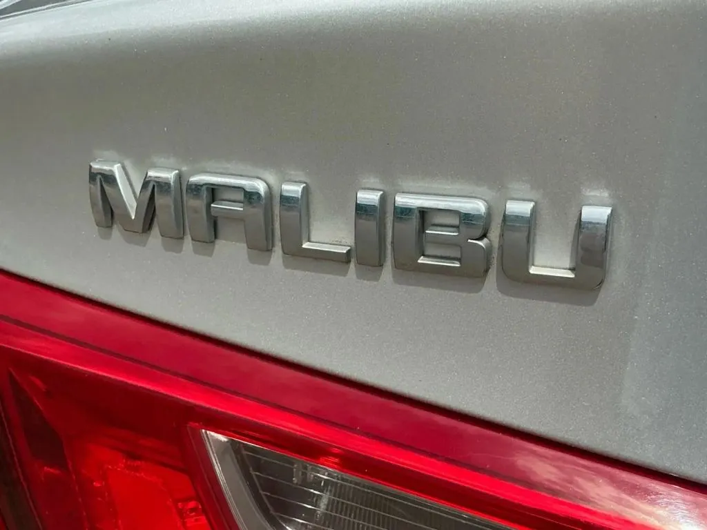 Chevrolet Malibu photo 19