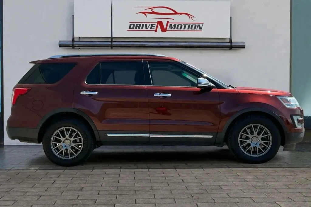 Another view of 2016 Ford Explorer Platinum Sport Utility 4D for sale in Thornton, CO at Drive N-Motion Thornton