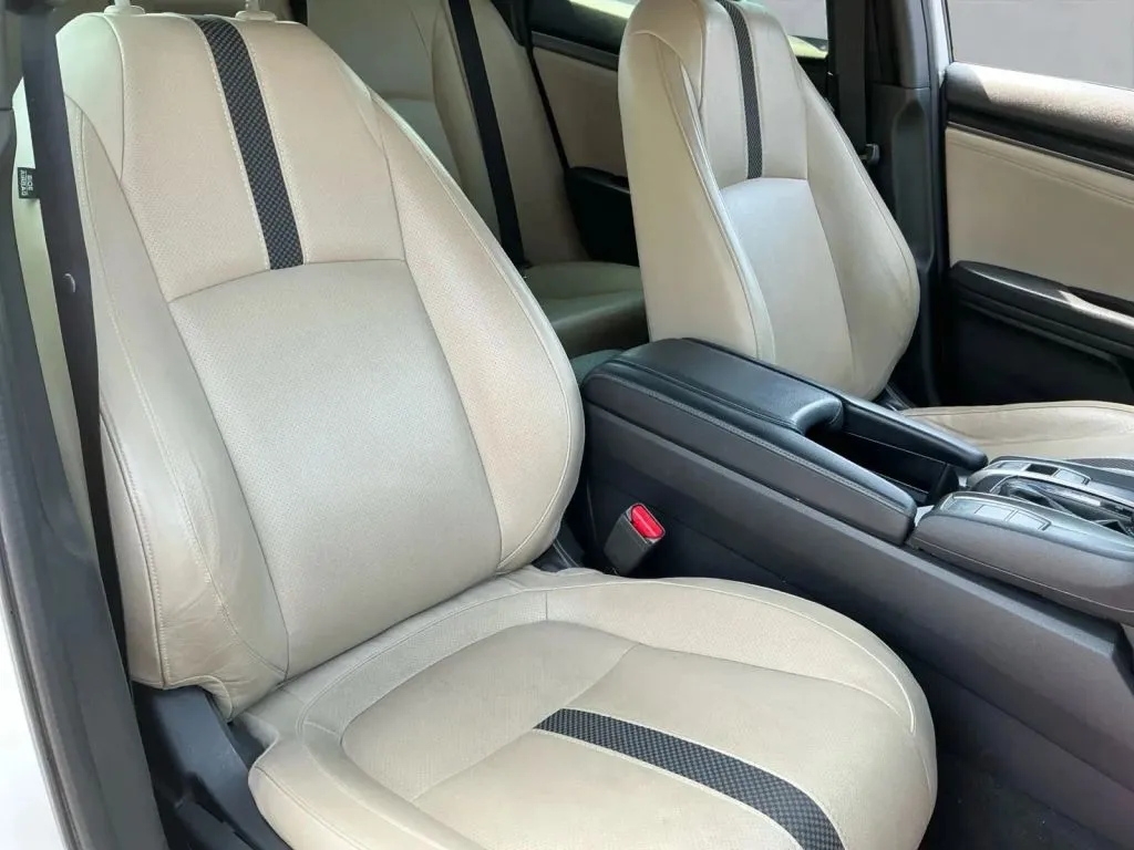 Honda Civic photo 22