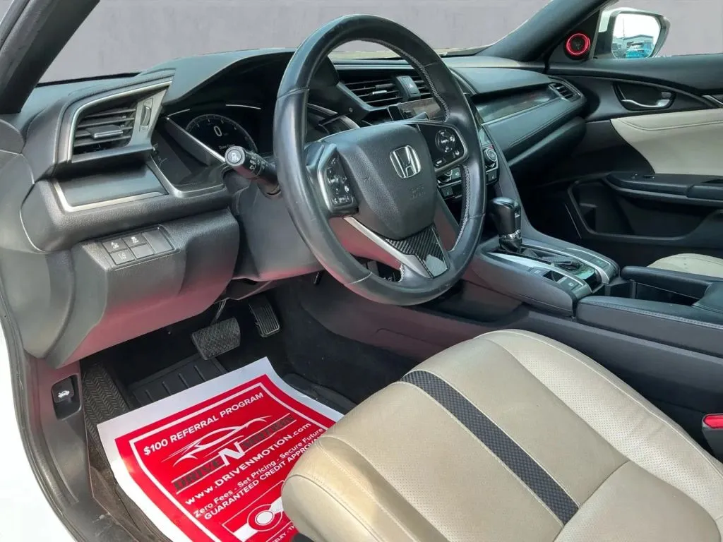 Honda Civic photo 13
