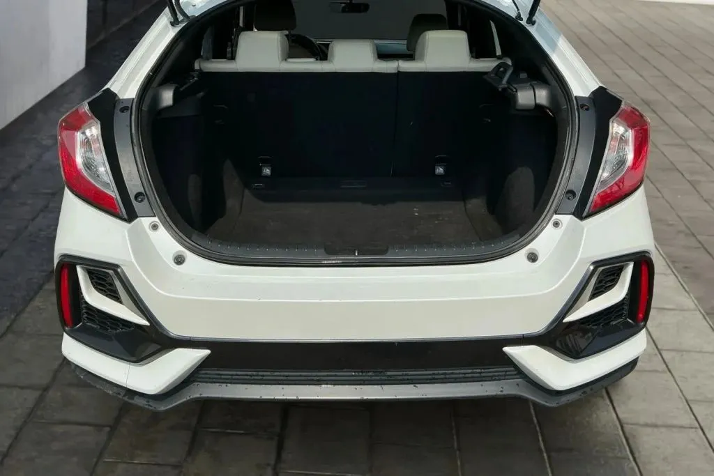 Honda Civic photo 19