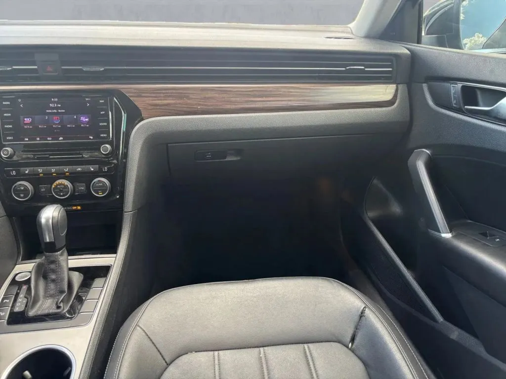 Volkswagen Passat photo 21