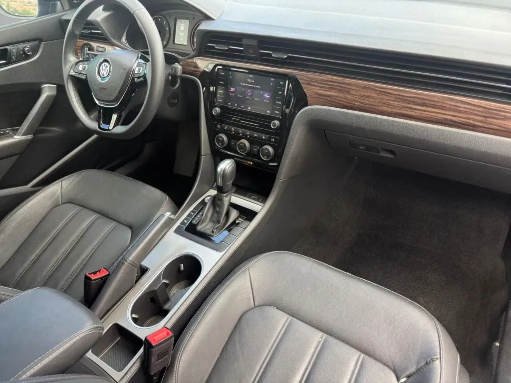 Volkswagen Passat photo 20