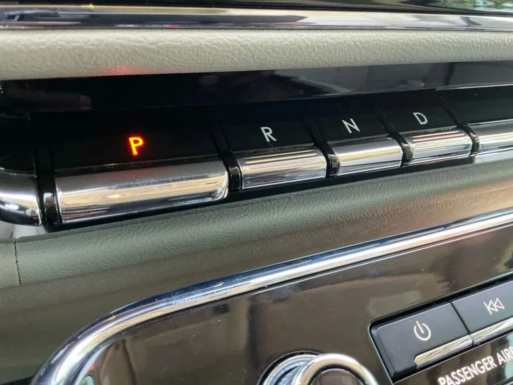 Lincoln Navigator photo 36
