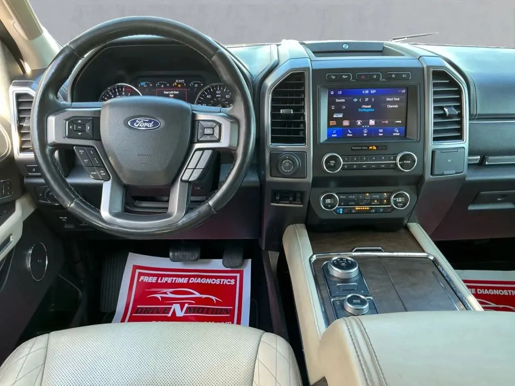 Ford Expedition photo 16