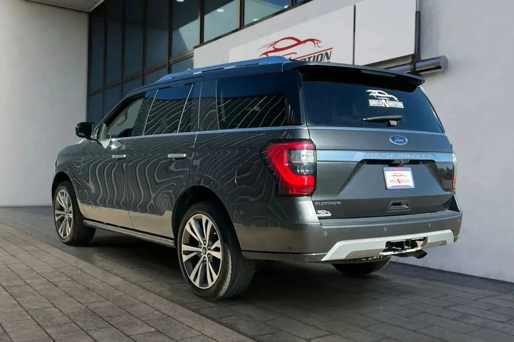 Ford Expedition photo 6