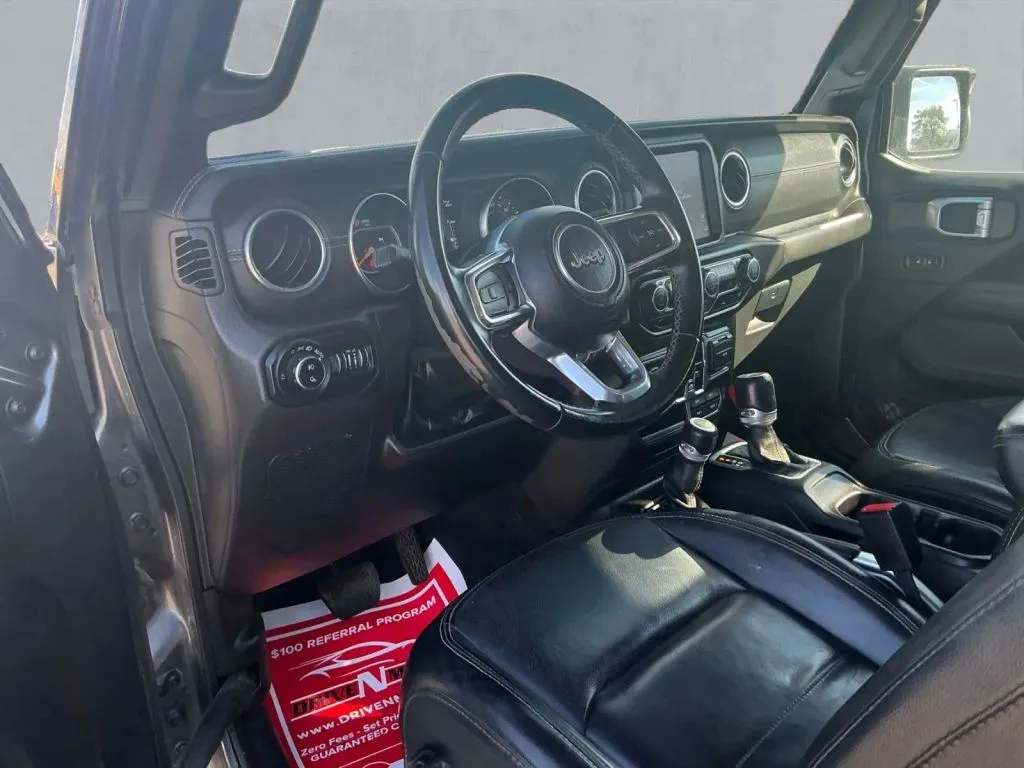 Jeep Gladiator photo 11