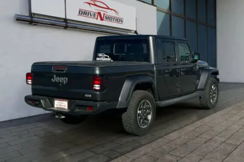 More photos of 2022 Jeep Gladiator Overland Pickup 4D 5 ft at Drive N-Motion Thornton, CO