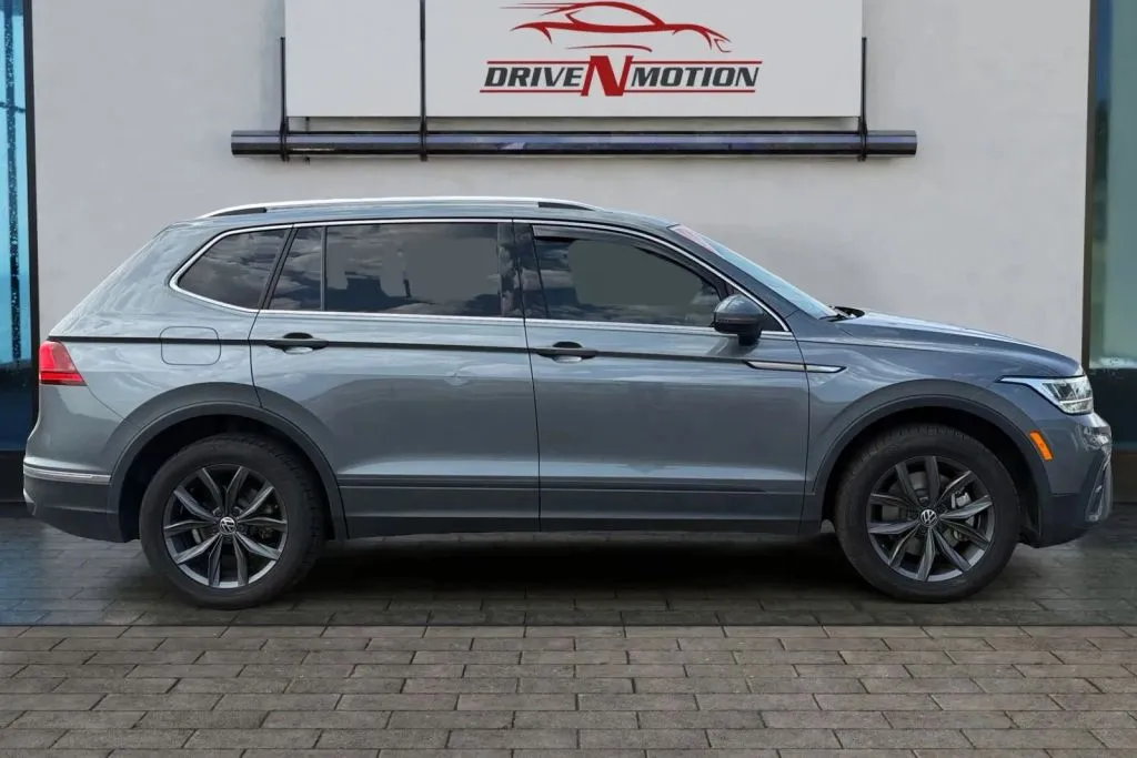 Another view of 2023 Volkswagen Tiguan SE Sport Utility 4D for sale in Thornton, CO at Drive N-Motion Thornton