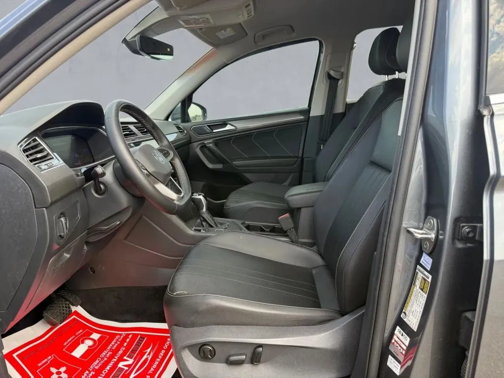 Volkswagen Tiguan photo 12