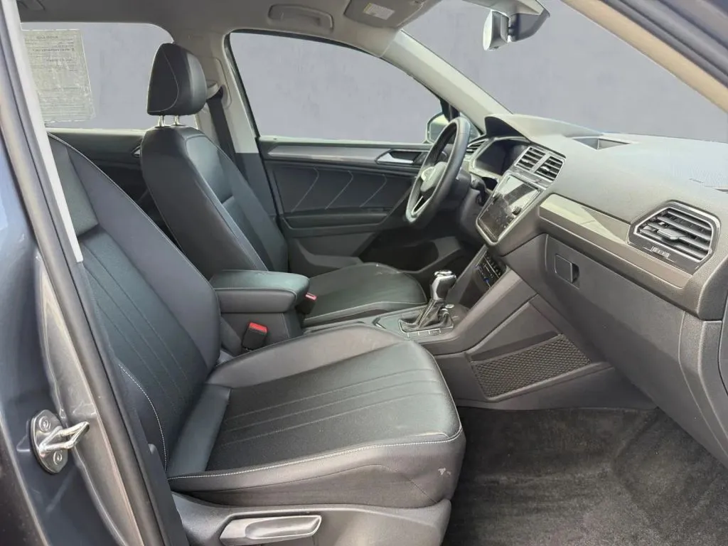 Volkswagen Tiguan photo 21