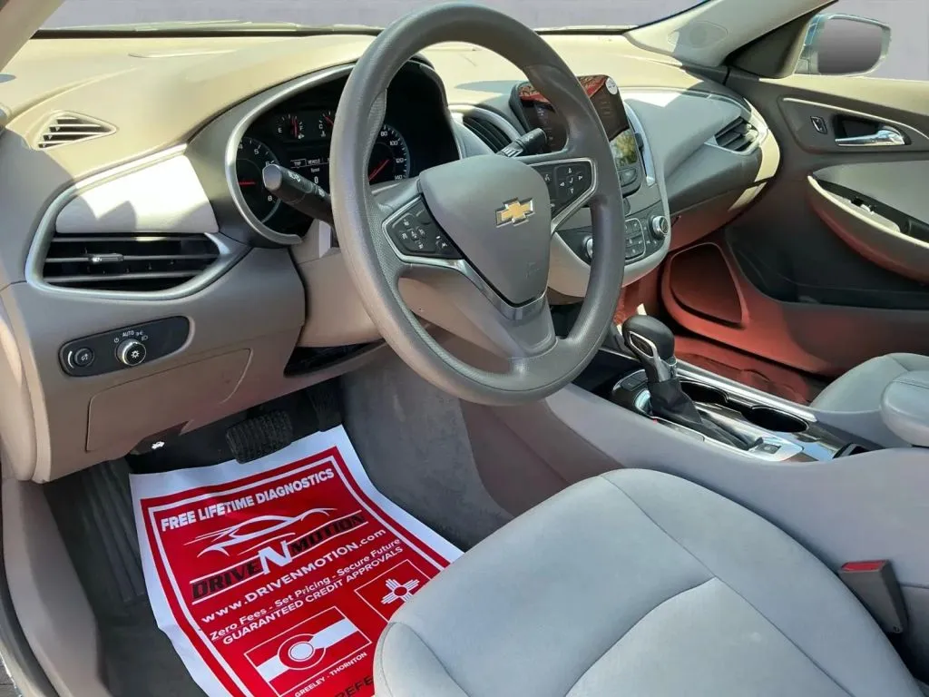 Chevrolet Malibu photo 13