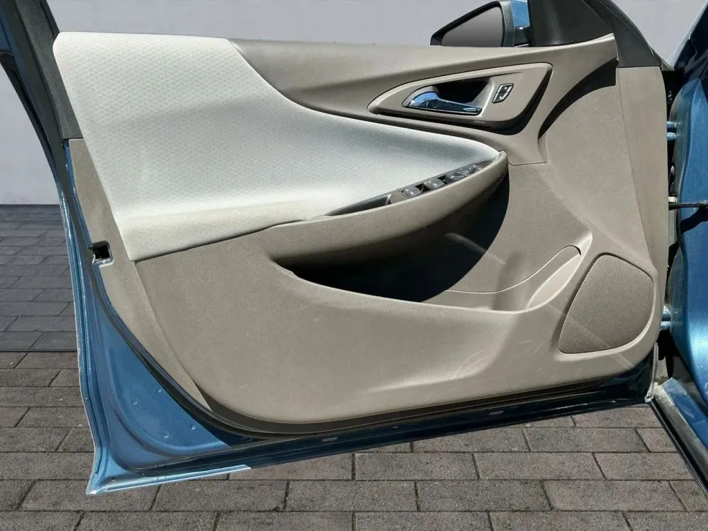 Chevrolet Malibu photo 10