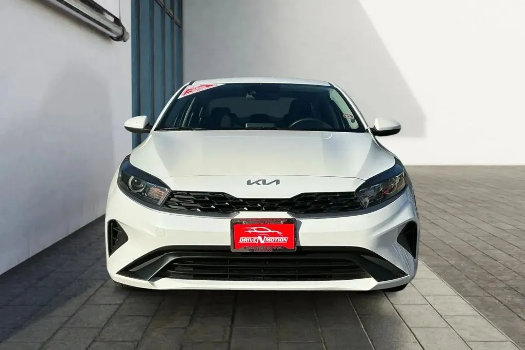 Kia Forte photo 8