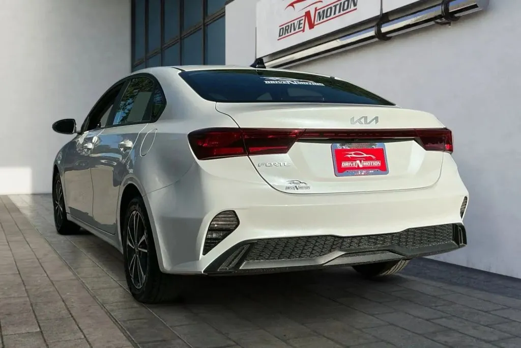 Kia Forte photo 6
