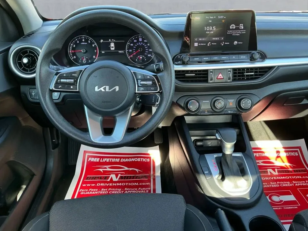 Kia Forte photo 17