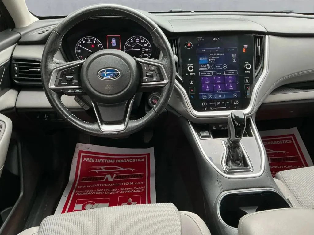 Subaru Legacy photo 16