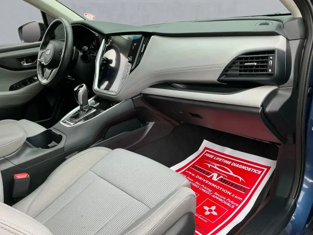 Subaru Legacy photo 20